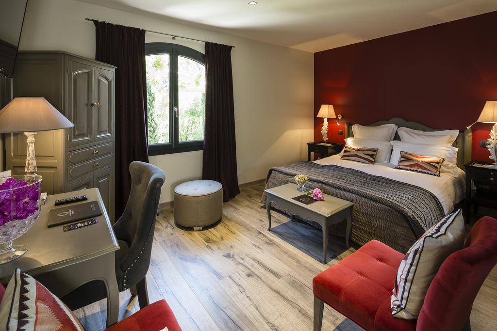 Hostellerie Les Gorges De Pennafort Callas Habitación foto