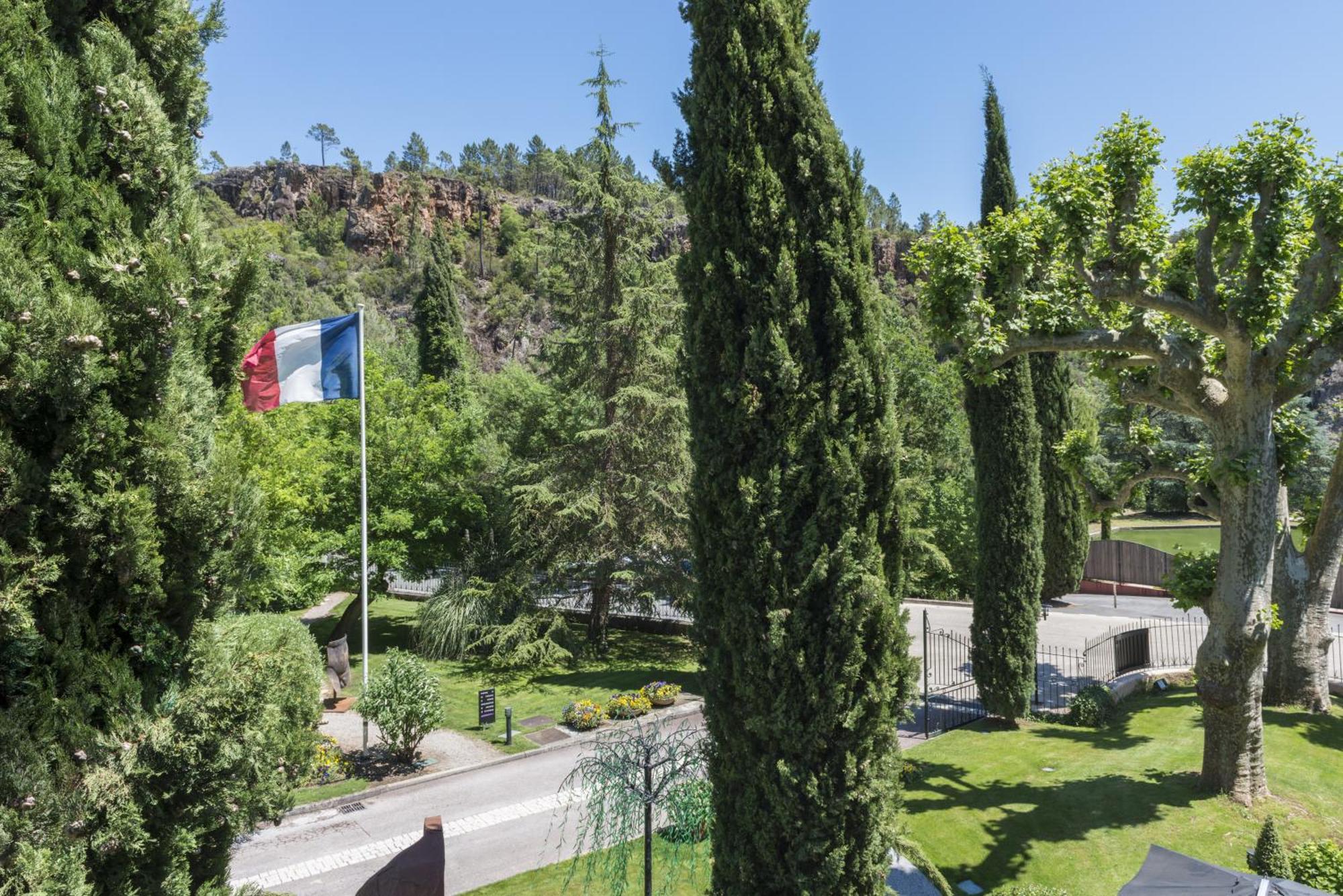 Hostellerie Les Gorges De Pennafort Callas Habitación foto